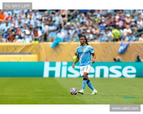 曼城确认刘易斯红牌停赛两场 世俱杯关键战迎大规模轮换(3)